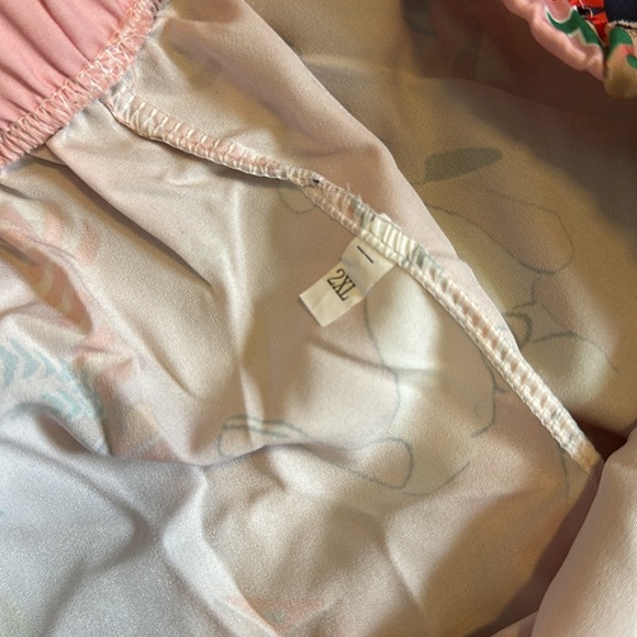 Taylor swift Christmas pajamas. LS shirt and pants - Picture 4 of 4